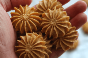 Crisp Coffee Butter Cookies Recipe