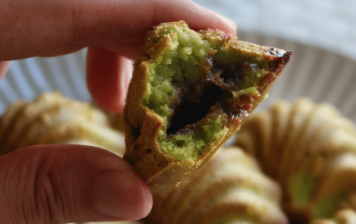 Pandan Gula Melaka Butter Tteok Recipe