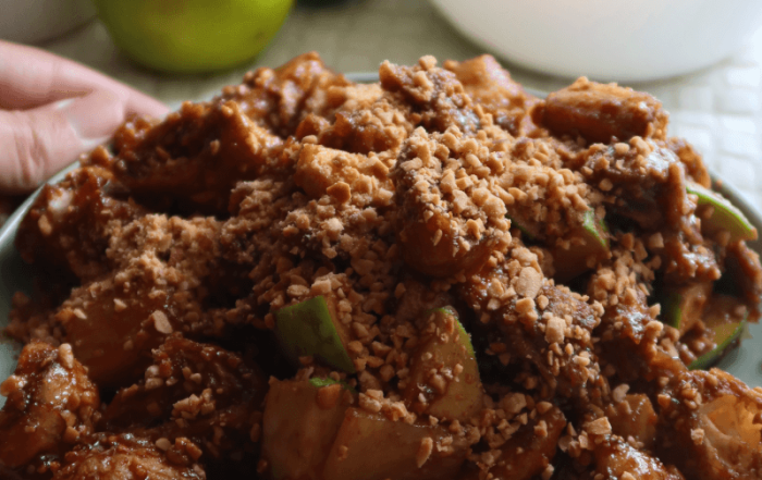 Crispy, Easy Fruit Rojak Recipe