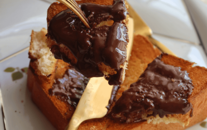 Healthier Homemade Chocolate Hazelnut Spread Recipe