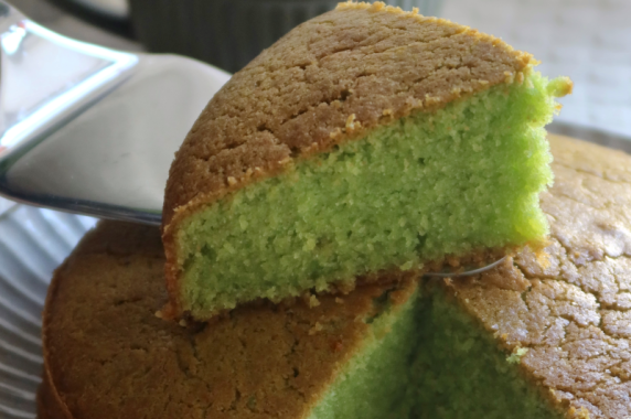 Low Sugar Pandan Butter Cake Recipe